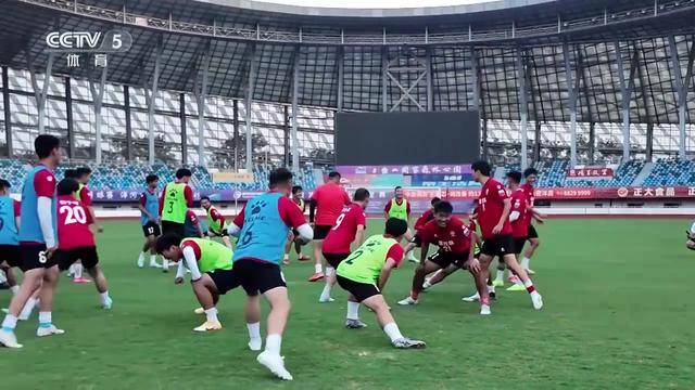 关于德约科维奇在切尔西比赛中刷新纪录，比赛局势复杂引发热议！的信息